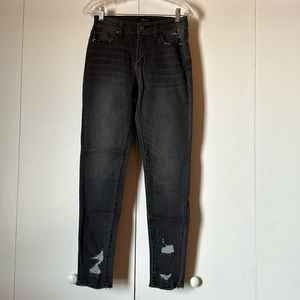 KanCan dark grey/light black wash jeans skinny size 7 women’s 27